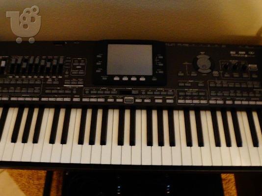 PoulaTo: Korg PA3X 61 Key keyboard Workstation Arranger